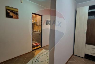 Apartament cu 2 camere decomandat, mobilat în Micro 13 - 11