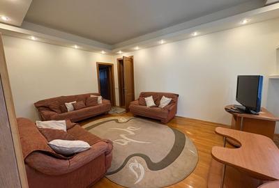 Apartament, 3 camere, 98 mp, semidecomandat, Centru , Zona Scoala Traian - 2