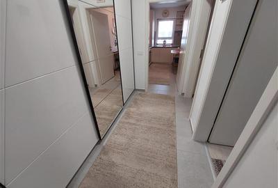 Garsonieră decomandată, mobilată în Tractorul - 11