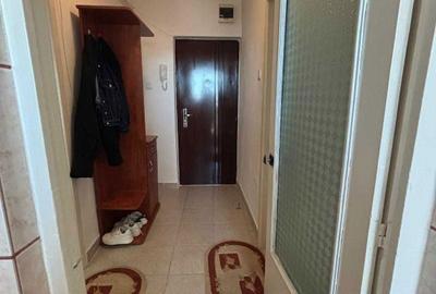 Garsonieră decomandată în Central - 2