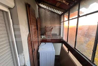 Apartament 3 camere, 77 mp, zona Craiovita Noua - 2