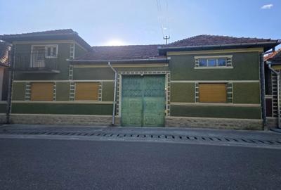 Casă cu 4 camere în Sânnicolau de Beiuș - 7