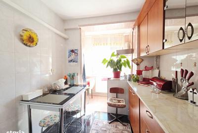 Apartament cu 3 camere semidecomandat, mobilat în Micro 16 - 8