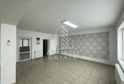 Spatiu pentru birouri la parter, 60 mp, Zona Mehala