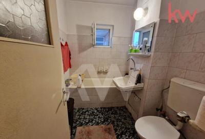 DE VANZARE apartament 2 camere decomandate Bulevardul Deceba - 4