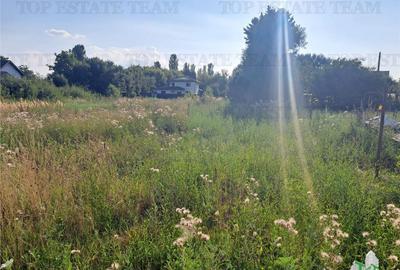 Teren intravilan 1.000 mp, cu toate utilitatile la limita pr - 4