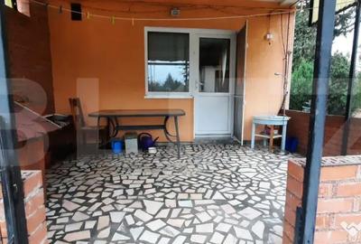Casă cu 3 camere cu Teren 1000 Mp în Titulescu - 1