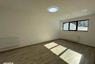 Apartament cu 3 camere decomandat în Drumul Taberei