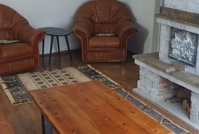 Casă cu 3 camere în Central - 1