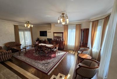 Vila spectaculoasa de vanzare - Platou Gavana - 2