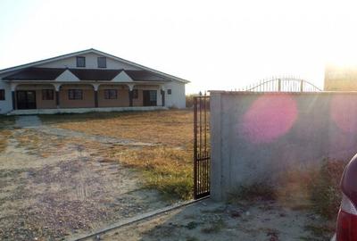 Spatiu Comercial (Botarlau drum Expres Focsani - Braila) - 1