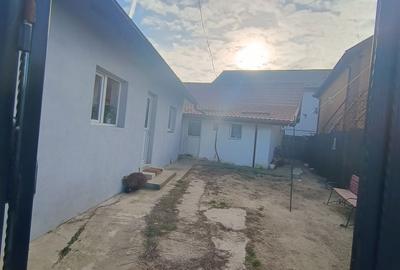 Casă cu 4 camere cu Teren 260 Mp în Smeura - 8