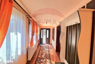Casă cu 3 camere cu Teren 2254 Mp în Mănăstirea Cașin - 13