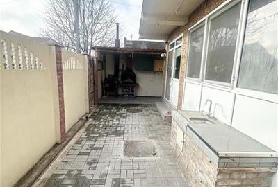 Casa P+1+M+ pod inalt, placa de beton intre etaje, Zona Km 4 - 31