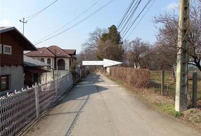 Teren de 3000 mp, în Cornu - 3