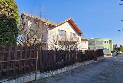 Casă individuală cu 6 camere cu Canalizare în Andrei Mureșanu - 31