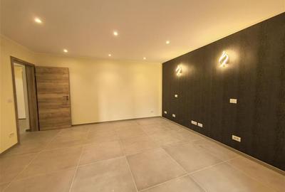 Apartament cu 3 camere decomandat în Complex Studențesc - 1