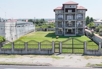 1 DECEMBRIE CASA P+2E+M LOT 1900 MP - 2