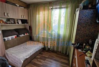 Apartament cu 2 camere decomandat în Drumul Taberei