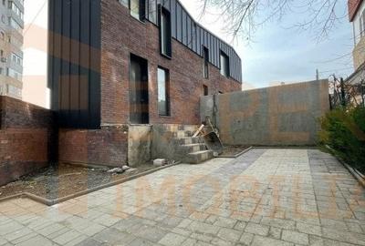 DUPLEX P+1, situat in zona DACIA