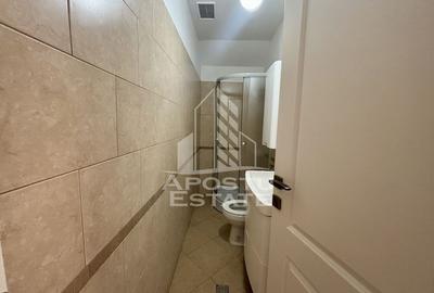 Apartament cu 4 camere decomandat în Dâmbovița - 11