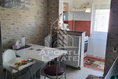 Apartament cu 2 camere semidecomandat, mobilat în Lipovei