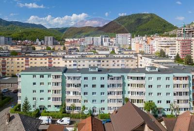 Apartament cu 3 camere decomandat, mobilat în Astra