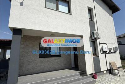 Casă cu 4 camere cu Piscina în Ulmi - 2