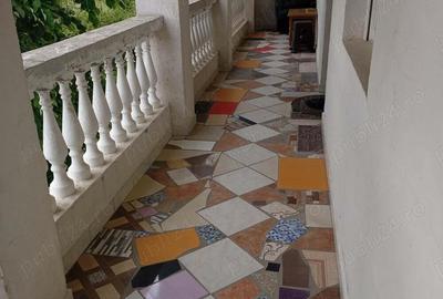 Casă cu 6 camere în Eforie - 1