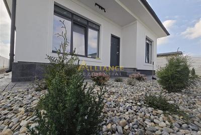 Casă cu 4 camere cu Teren 375 Mp în Berceni - 1