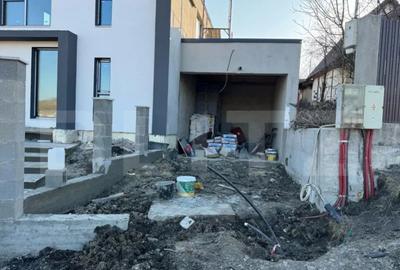 Casă cu 4 camere cu Teren 699 Mp în Central - 18