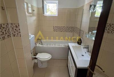 Apartament cu 3 camere semidecomandat în Central - 16