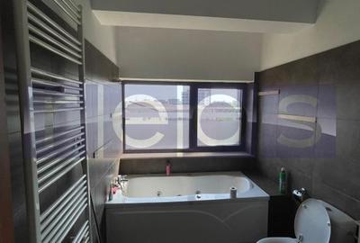 VANZARE APARTAMENT 2 CAMERE UNIRII MITROPOLIEI 75mp CENTRALA PROPRIE BLOC 2009 - 11