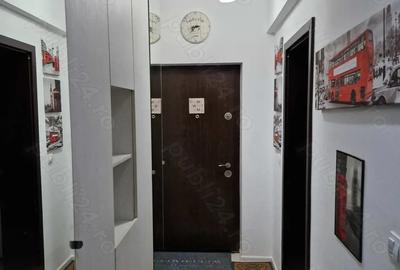 Garsonieră decomandată în Central - 9