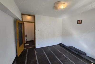 2 CAMERE // PARTER // REPUBLICII // PRETABIL FIRMA - 4