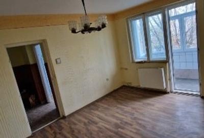 Apartament 2 camere de vânzare – Medgidia, zona Starea Civilă - 1