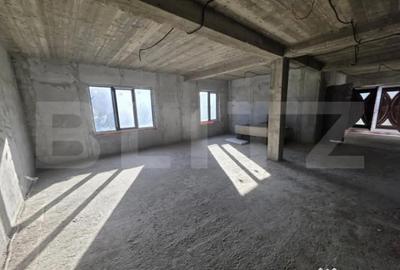 Casă cu 7 camere cu Teren 500 Mp în Central - 12