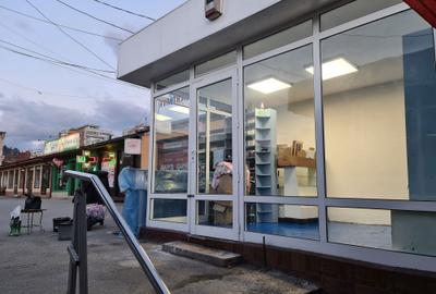 Spațiu comercial, de 12 mp, în Petros - 9