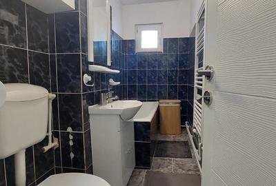 Garsonieră decomandată în Micro 20