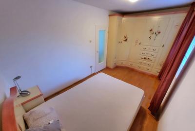 Apartament cu 2 camere decomandat, mobilat în P-ța Unirii - 9