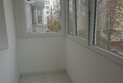 Apartament doua camere, etaj 2, renovat, liber, Narcisa - 14