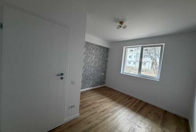 Apartament cu 3 camere decomandat în Central - 8