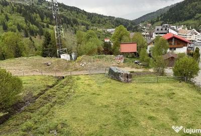 Teren de 2770 mp, în Est - 4