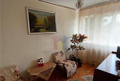 Super Pret! 3 camere etaj 2, Confort 1, Garii - 4