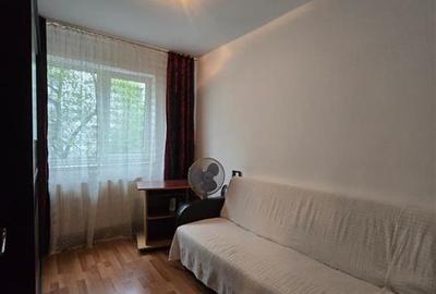 Apartament cu 3 camere semidecomandat în Dacia - 4