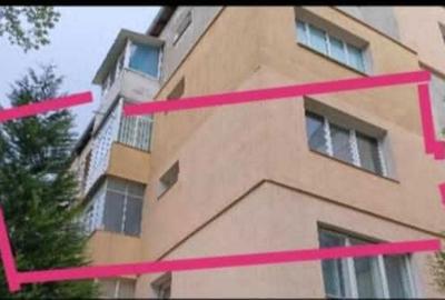 Apartament cu 3 camere semidecomandat în Central - 3