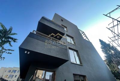 Apartament cu 4 camere decomandat în Ștefan cel Mare - 53