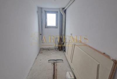 Casa individuala, decomandata, 10 camere, 210 mp., teren 15000mp., zona Centura. - 6