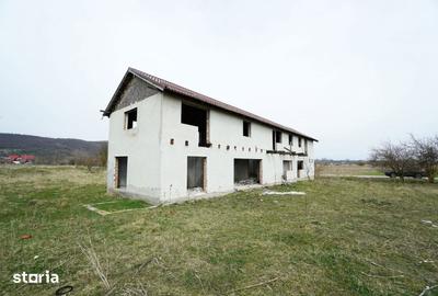 Casă cu 6 camere cu Teren 1271 Mp în Hărman - 2