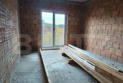 Casă cu 3 camere cu Teren 500 Mp în Central - 8